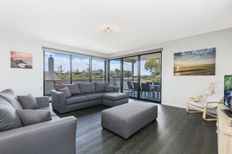 Thunder Point - Accommodation Fremantle 0