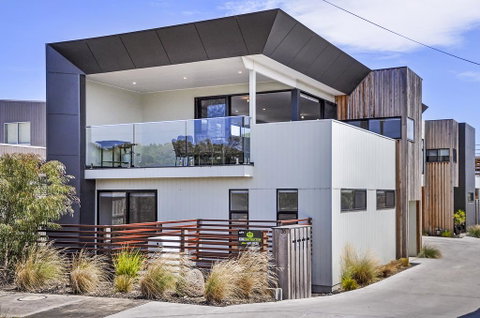 Thunder Point - Accommodation Fremantle 1