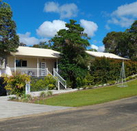 Tinaroo Sunset Retreat - Accommodation Fremantle