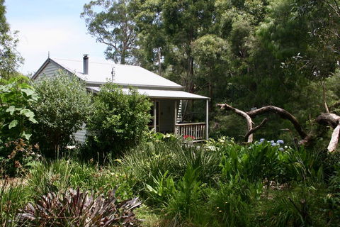 Tindoona Cottages - Accommodation Fremantle 0