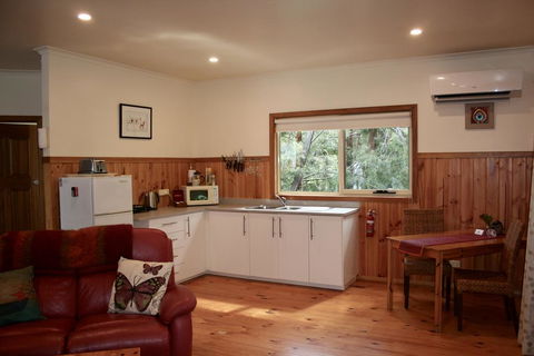 Tindoona Cottages - Accommodation Fremantle 2