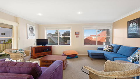 Tokelau 3 - Tuncurry Townhouse - Accommodation Fremantle 2