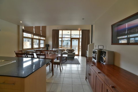 Tomarlin Views 1 - Accommodation Fremantle 1