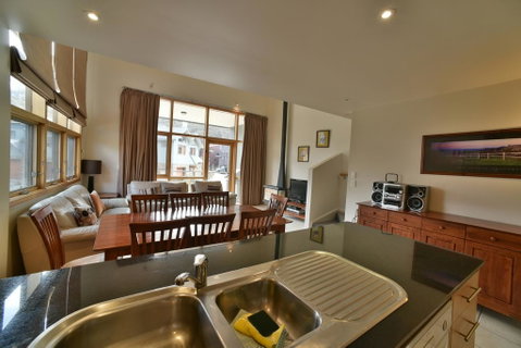 Tomarlin Views 1 - Accommodation Fremantle 2