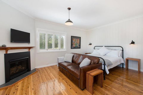 Toms Cottage - Wilgowrah -A Country Escape - Accommodation Fremantle 1