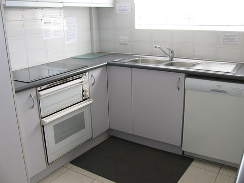 Toowoon Beach View 3br Villa 4 Just Steps To Beach With Views - Accommodation Fremantle 1