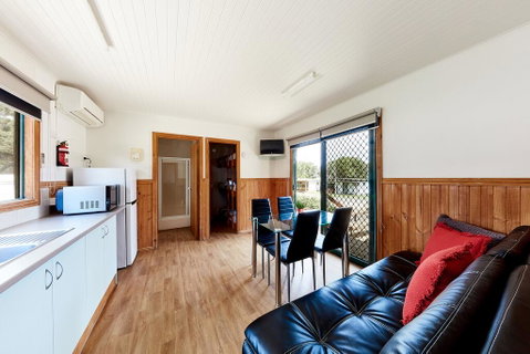 Torquay Foreshore Caravan Park - Accommodation Fremantle 1
