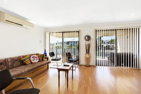 Townhouse In The Heart Of Port Stephens - Accommodation Fremantle 0