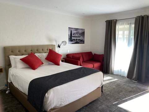 Town Square Motel - Accommodation Fremantle 2