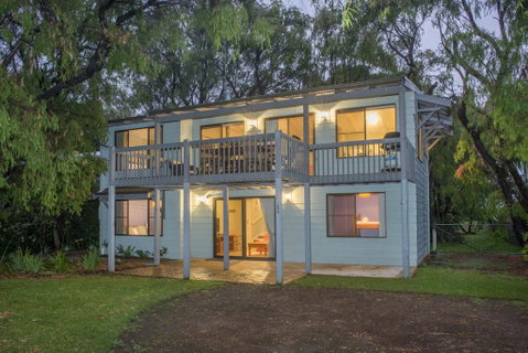 Tranquil Waters - Pet Friendly Family Beach House In Quindalup - Accommodation Fremantle 0