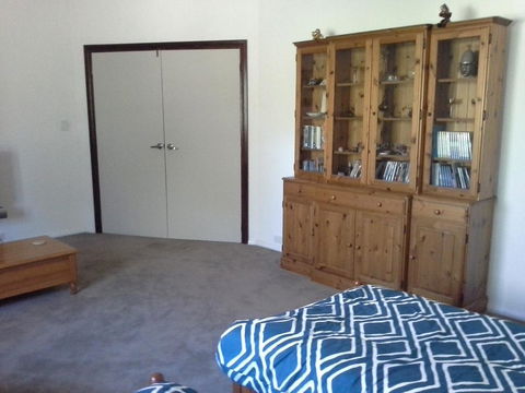 Tree Lodge - Accommodation Fremantle 3