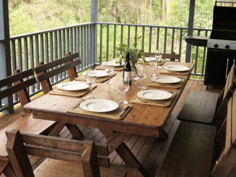 Treehouse - 3 Acre Elevated Nature Setting - Accommodation Fremantle 0