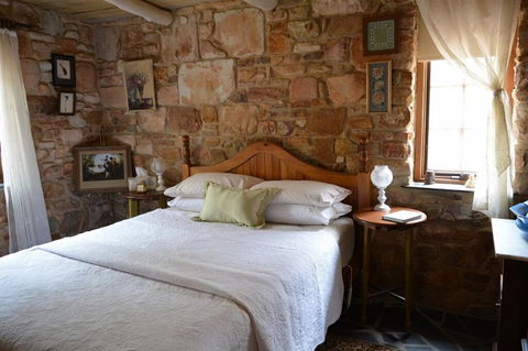 Trestrail Cottage B & B - Accommodation Fremantle 1