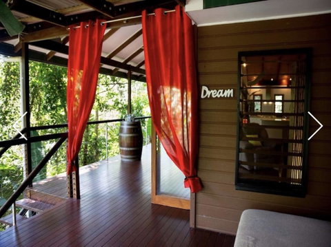 Treetops Retreat Cairns - Accommodation Fremantle 2