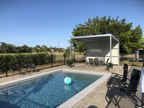 Tropical Retreat - Accommodation Fremantle 2