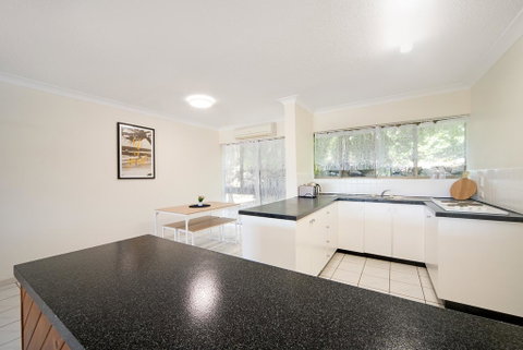 TROPICAL FAMILY ESCAPE FREE WIFI/NETFLIX - Accommodation Fremantle 3