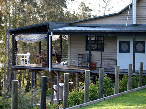 Tuppy's On The Lake - Accommodation Fremantle 2
