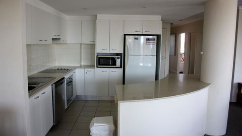 Twin Pines 401 - CBD Location - Accommodation Fremantle 1