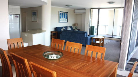 Twin Pines 401 - CBD Location - Accommodation Fremantle 3