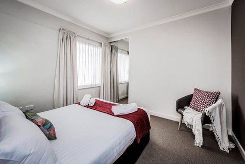 Two Bedder With Parking Close To Perth City Centre - Accommodation Fremantle 3