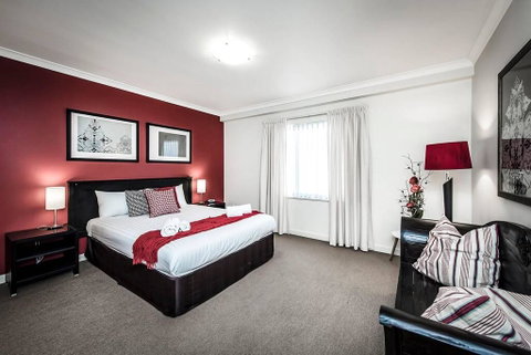 Two Bedder With Parking Close To Perth City Centre - Accommodation Fremantle 2