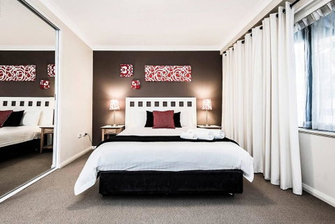 Two Bedroom Apt Next To Perth CBD With Parking. - Accommodation Fremantle 0