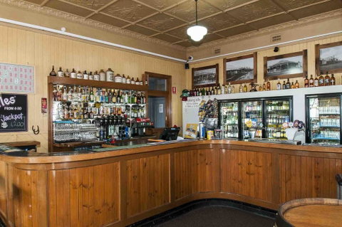 Ulmarra Hotel - Accommodation Fremantle 2