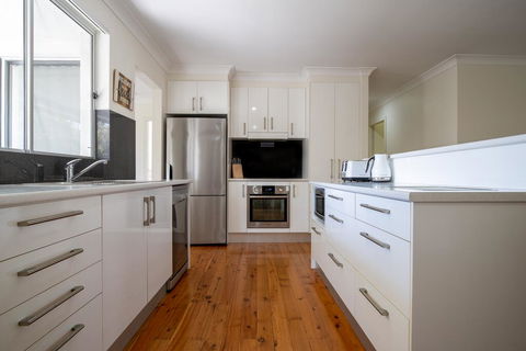 Underwood Road 62 - Accommodation Fremantle 2