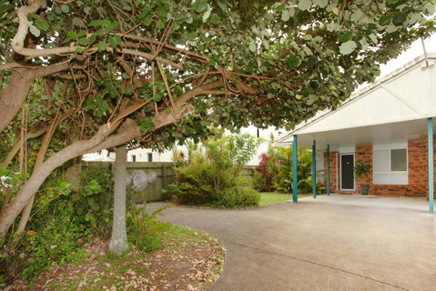 Unit 1/14 Tamarindus Street Marcoola Beach, Pet Friendly, 300 BOND, Linen Supplied - Accommodation Fremantle 1