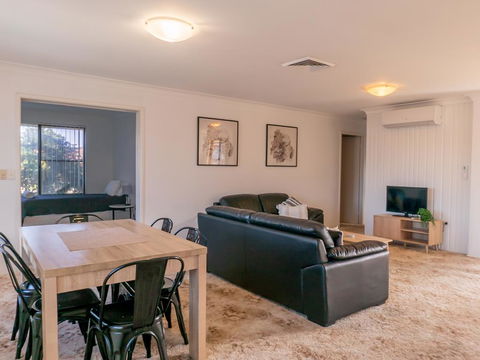 Unit 1@Tee Jays - Accommodation Fremantle 1