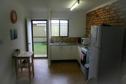 Unit1, Graydon Lodge - Accommodation Fremantle 2