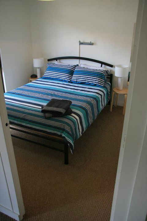 Unit1, Graydon Lodge - Accommodation Fremantle 0