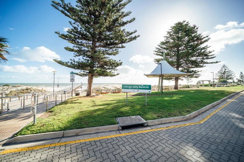 Urban Beach Shack-Metres From The Beach & Cafes - Accommodation Fremantle 3