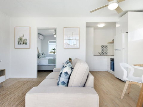 Ventura Beach Motel - 1 Bedroom Unit 8 - Accommodation Fremantle 0