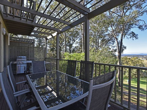 Villa 2br 540 Greenview Resort Condo Located Within Cypress Lakes Resort Nothing Is More Central - Accommodation Fremantle 1