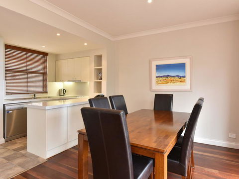 Villa 2br Nebbiolo Resort Condo Located Within Cypress Lakes Resort (nothing Is More Central) - Accommodation Fremantle 3