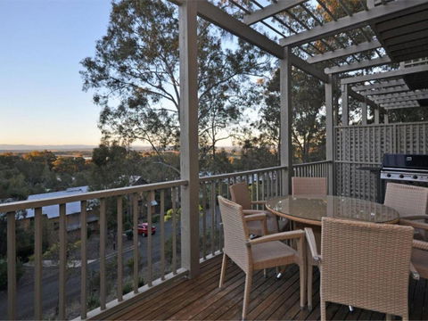 Villa 3br Bordeaux Resort Condo Located Within Cypress Lakes Resort (nothing Is More Central) - Accommodation Fremantle 1