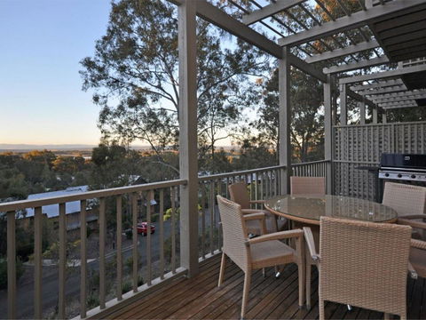 Villa 3br Bordeaux Resort Condo Located Within Cypress Lakes Resort (nothing Is More Central) - Accommodation Fremantle 0