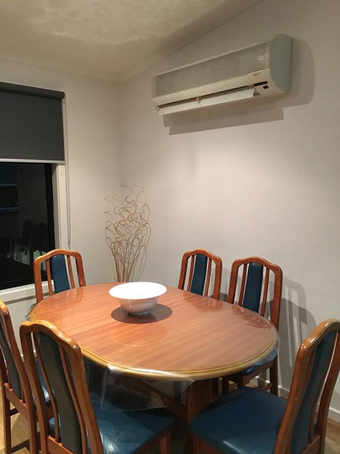 Villa By The Lake - Accommodation Fremantle 3