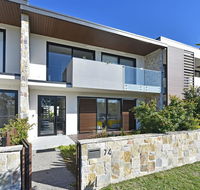 Villa Capri Waterside at Trinity Point - Accommodation Fremantle
