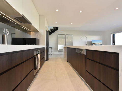 Villa Capri Waterside At Trinity Point - Accommodation Fremantle 2