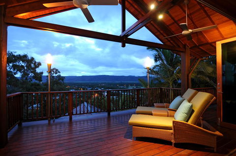 Villa Empat Puluh Dua - Accommodation Fremantle 1