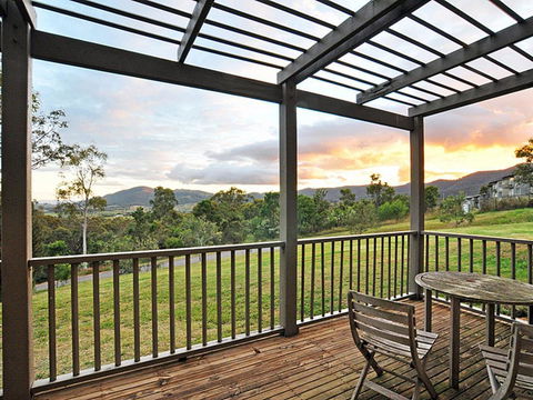 Villa Executive 2br Moscato Resort Condo Located Within Cypress Lakes Resort (nothing Is More Central) - Accommodation Fremantle 0