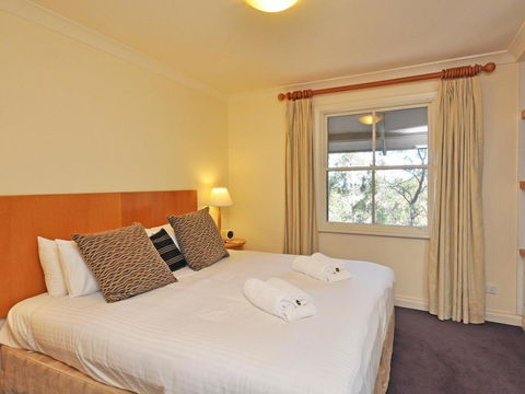 Villa Executive 2br Petit Verdot Resort Condo Located Within Cypress Lakes Resort (nothing Is More Central) - Accommodation Fremantle 3