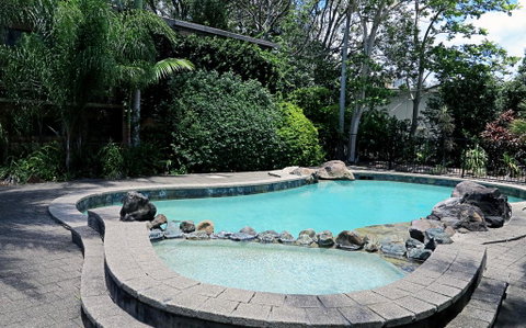 Villa Noosa Hotel - Accommodation Fremantle 2