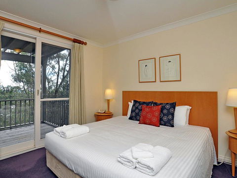 Villa Spa Executive 1br Pinot Resort Condo Located Within Cypress Lakes Resort (nothing Is More Central) - Accommodation Fremantle 2