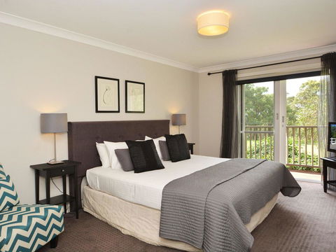 Villas Dodici (Sleeps 12) Resort Condos Located Within Cypress Lakes Resort (nothing Is More Central) - Accommodation Fremantle 0