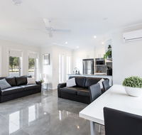 Wagga Apartments 1 - Accommodation Fremantle