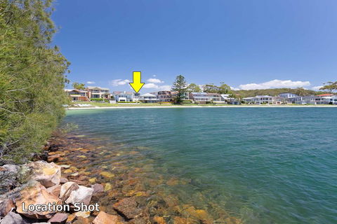 Wanda Waterfront Retreat - Beautiful Beach House - Accommodation Fremantle 0