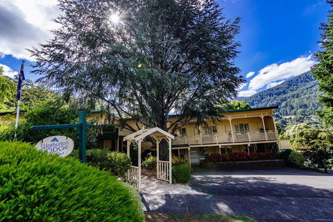 Warburton Lodge - Accommodation Fremantle 0